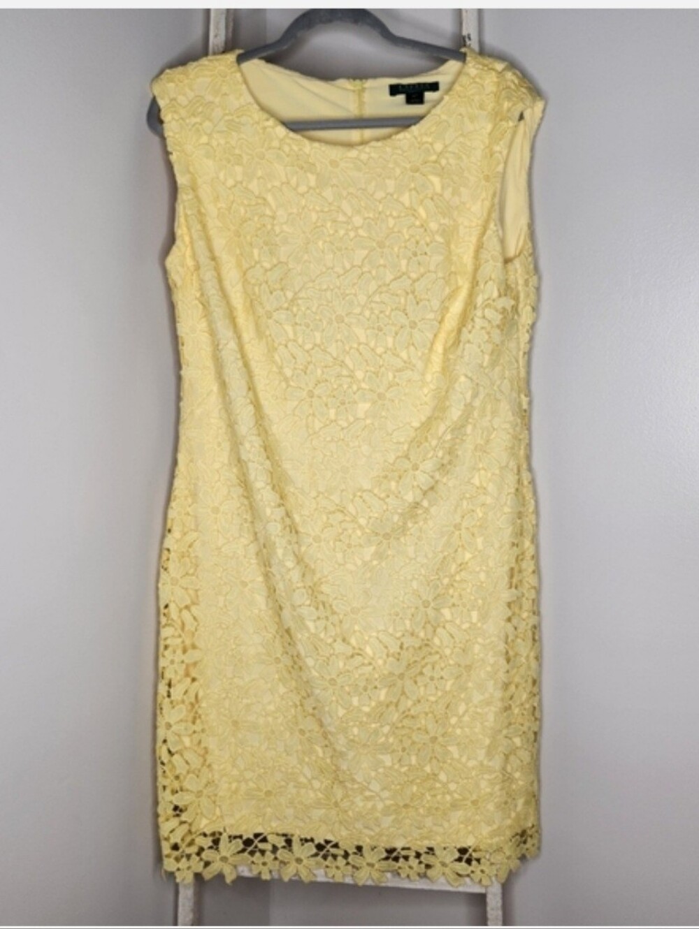 Lauren Ralph Lauren womens 14W yellow floral lace sleeveless lined  shift dress